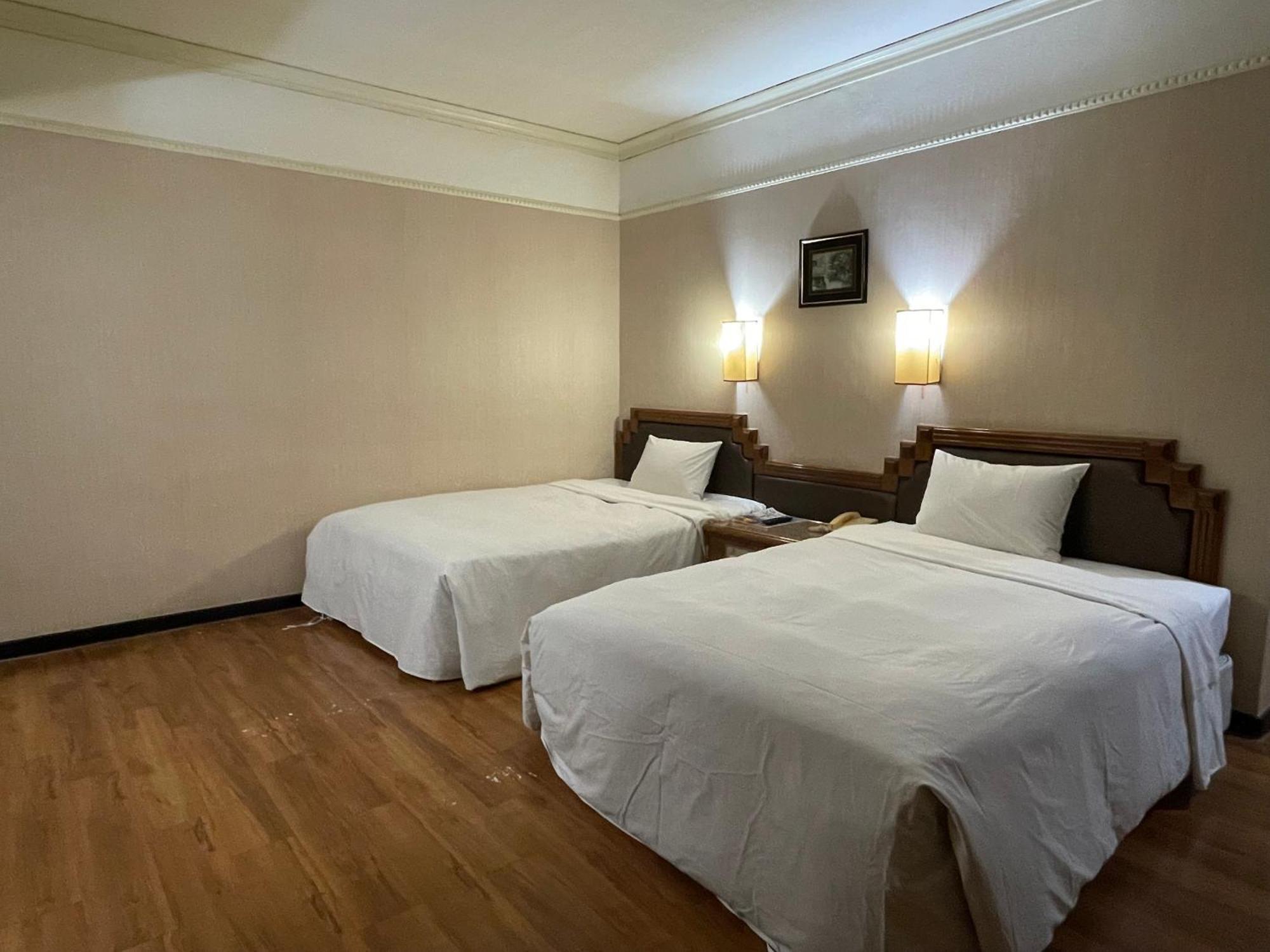 Tapeng Bay Holiday Hotel Donggang Esterno foto
