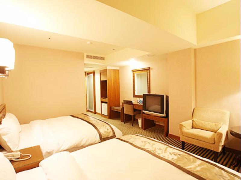 Tapeng Bay Holiday Hotel Donggang Esterno foto