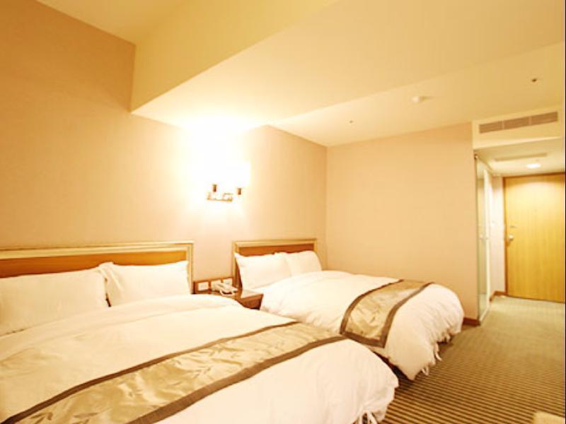 Tapeng Bay Holiday Hotel Donggang Esterno foto