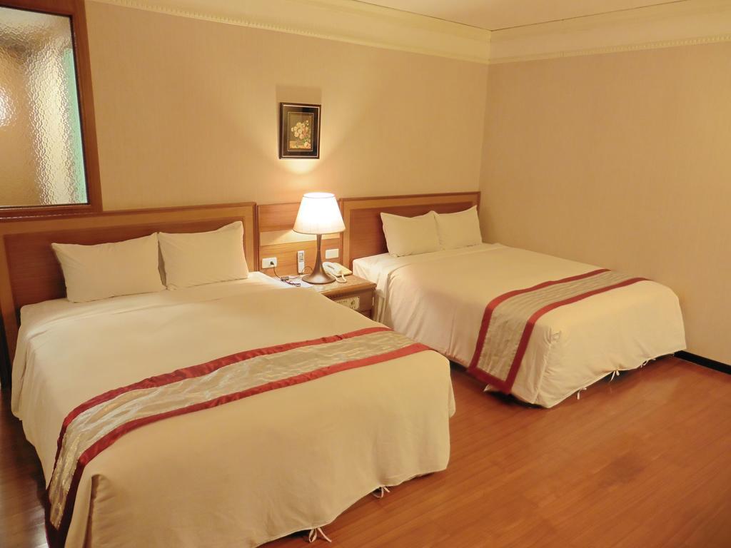 Tapeng Bay Holiday Hotel Donggang Esterno foto
