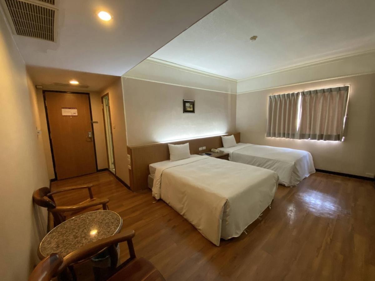 Tapeng Bay Holiday Hotel Donggang Esterno foto