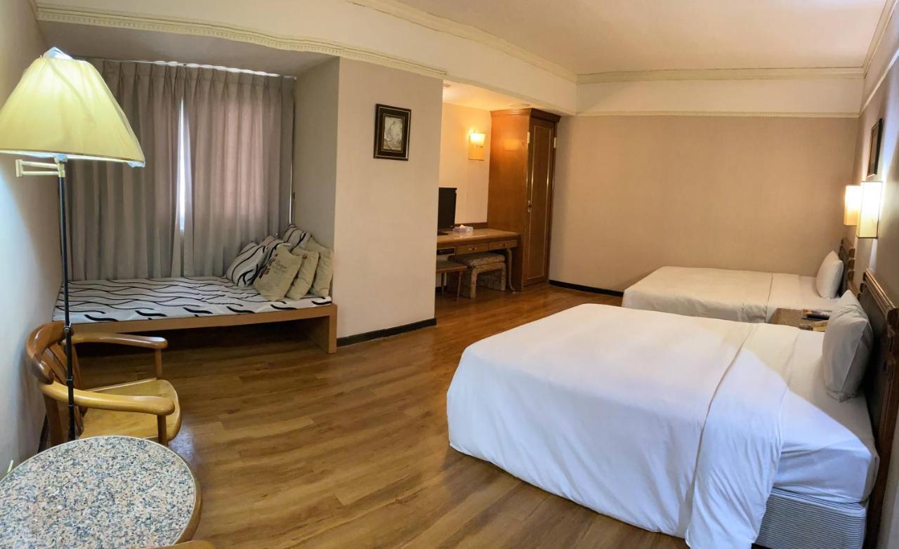 Tapeng Bay Holiday Hotel Donggang Esterno foto